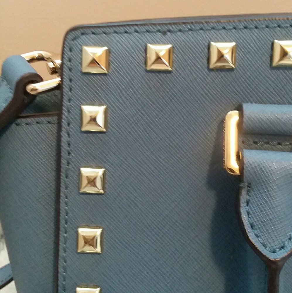 MICHAEL KORS STUDDED SELMA STUD BAG - Picture 4 of 8
